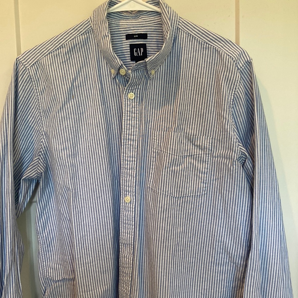 Gap Seersucker Button Down